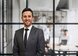 César Díaz-Toledo: Intrusismo Profesional César Díaz-Toledo: Intrusismo Profesional