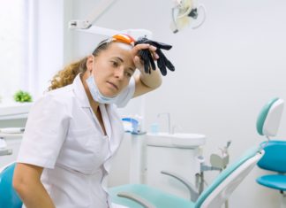 El impacto del burnout en los higienistas dentales y estrategias de prevención: un enfoque psicológico